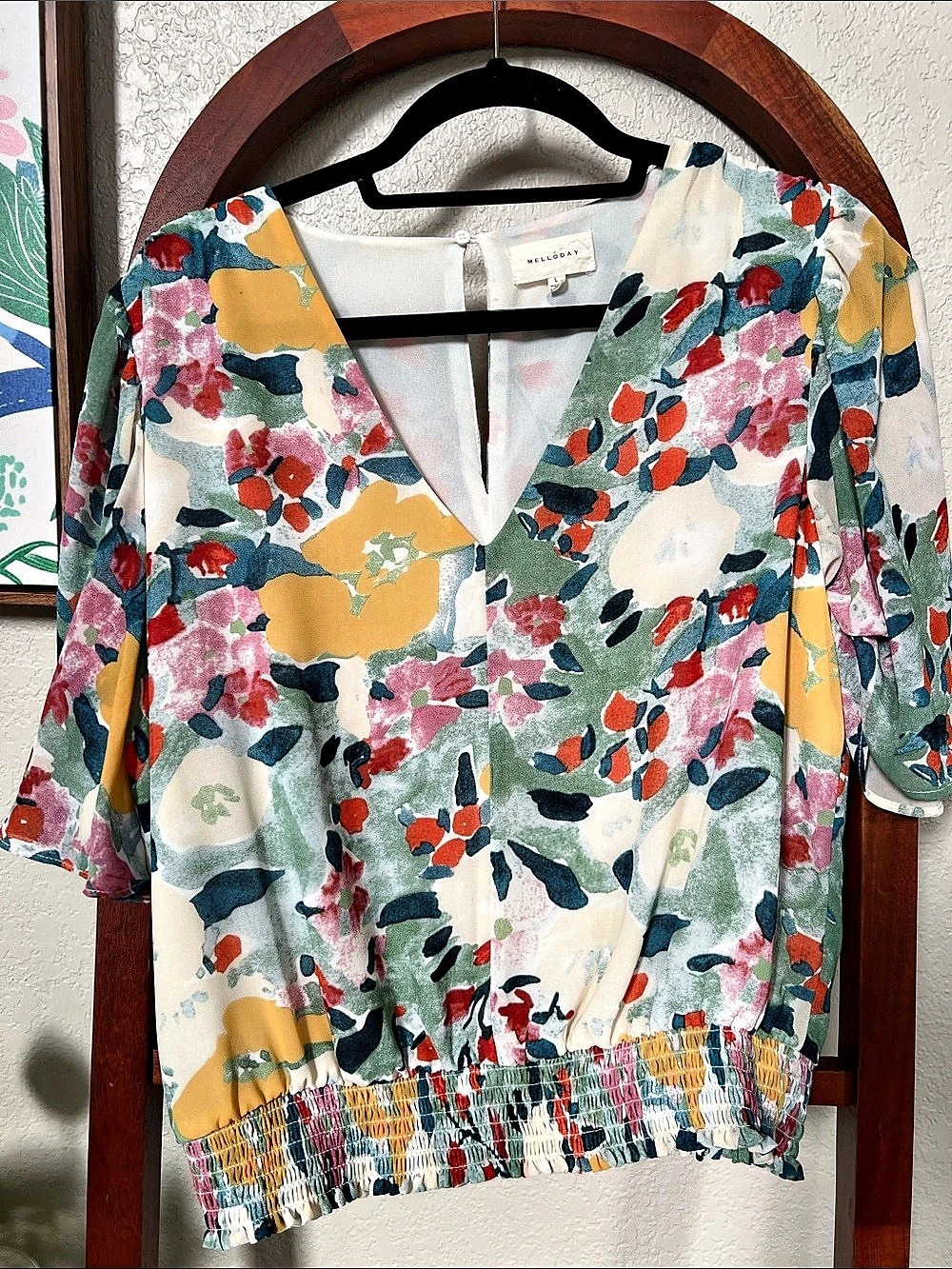 Melloday Floral V-Neck Blouse in Multicolor